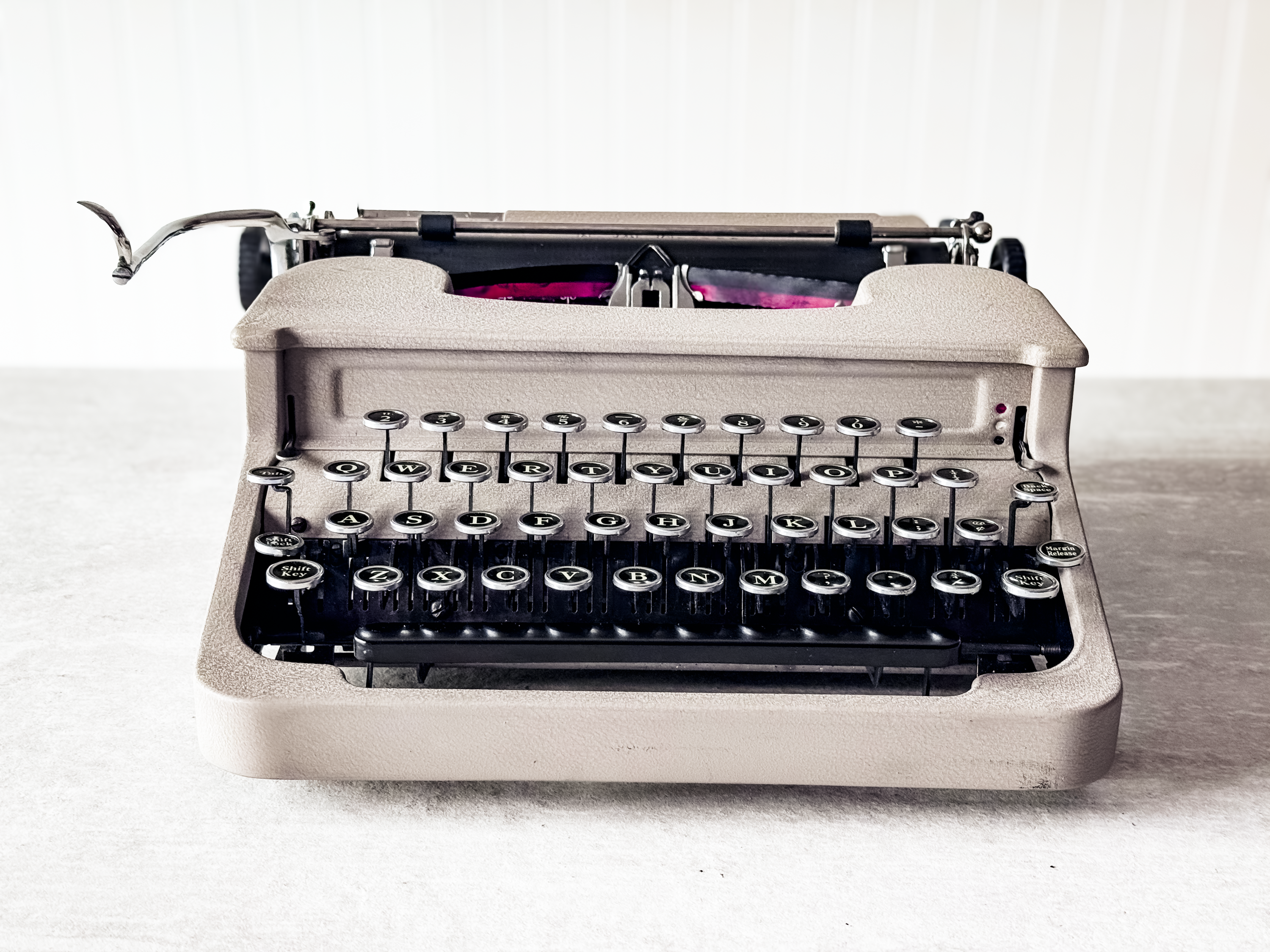 1935 Smith Corona Silent, Matte Beige