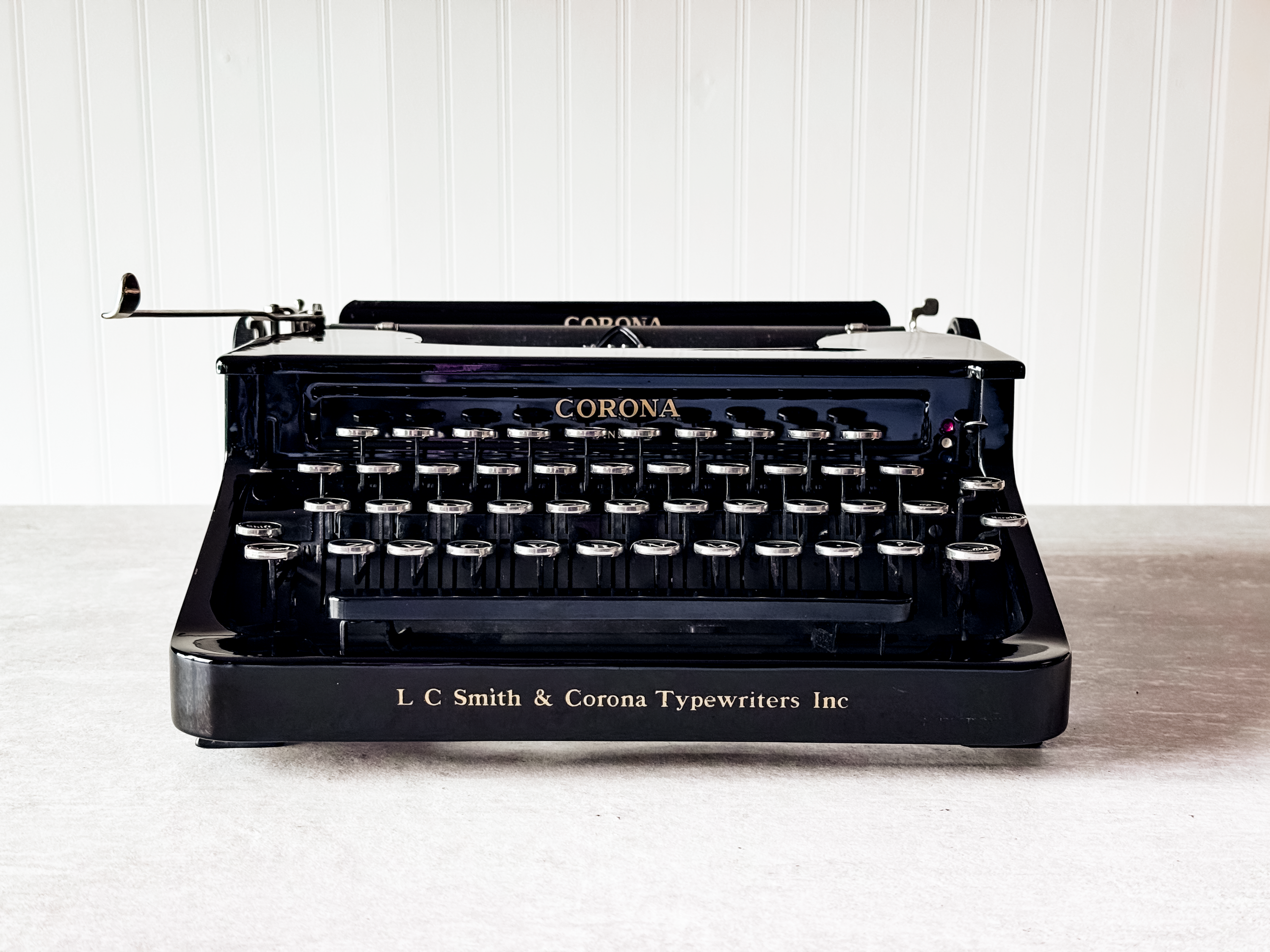 1940 Corona Standard, Like New