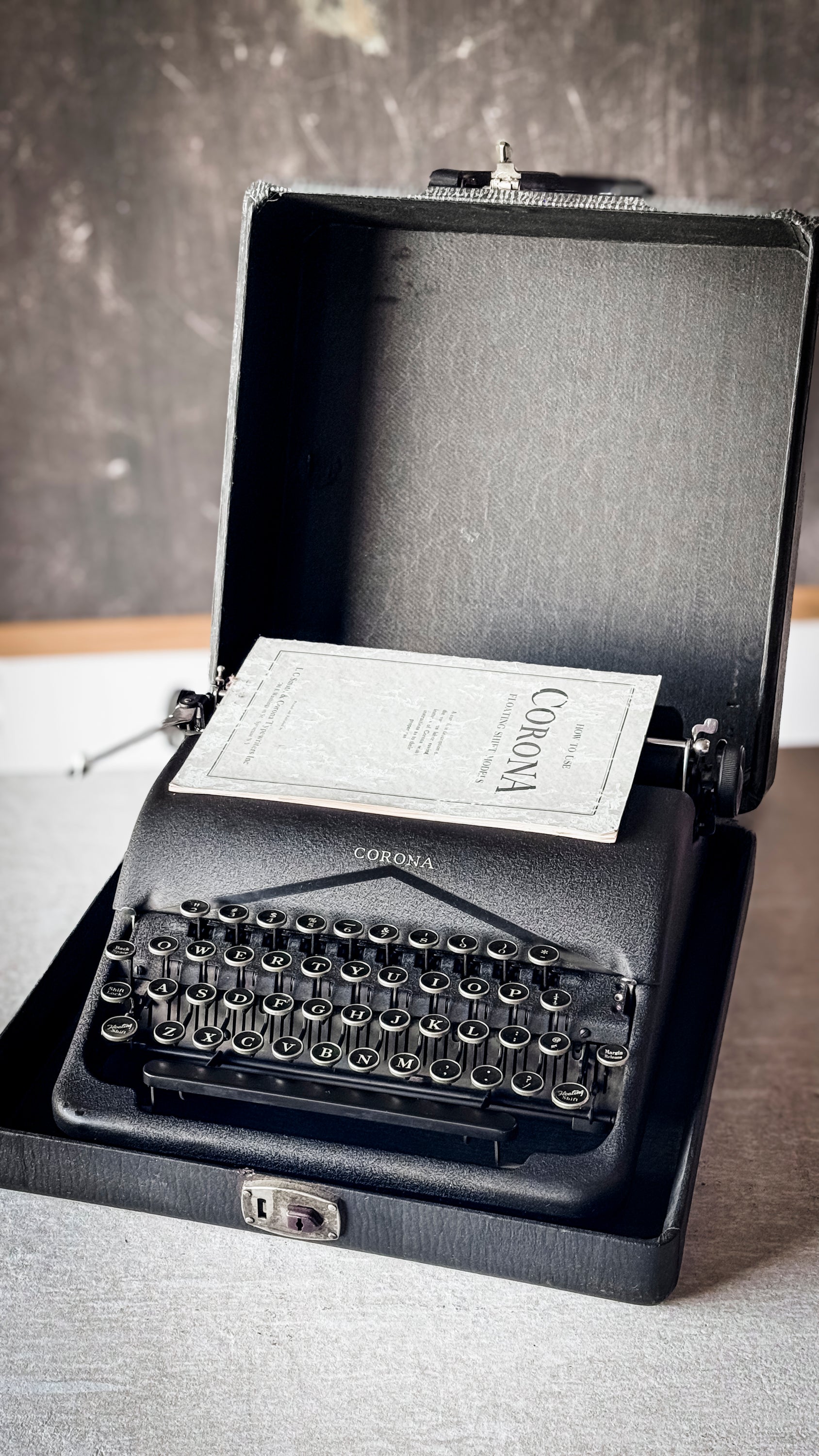 1941 Corona Standard
