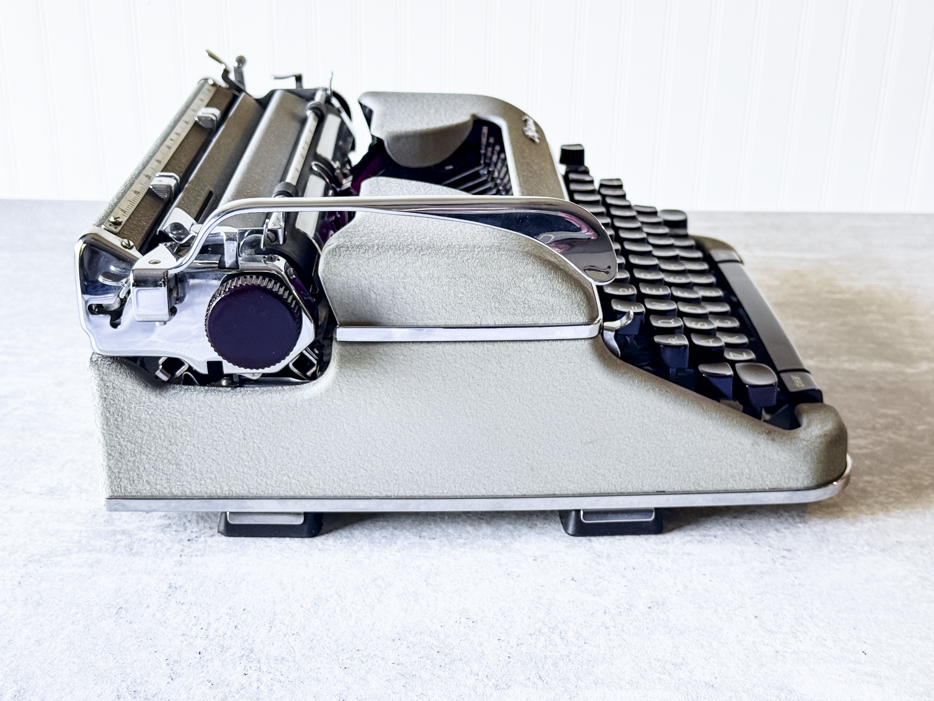1960 Olympia SM4, Gray