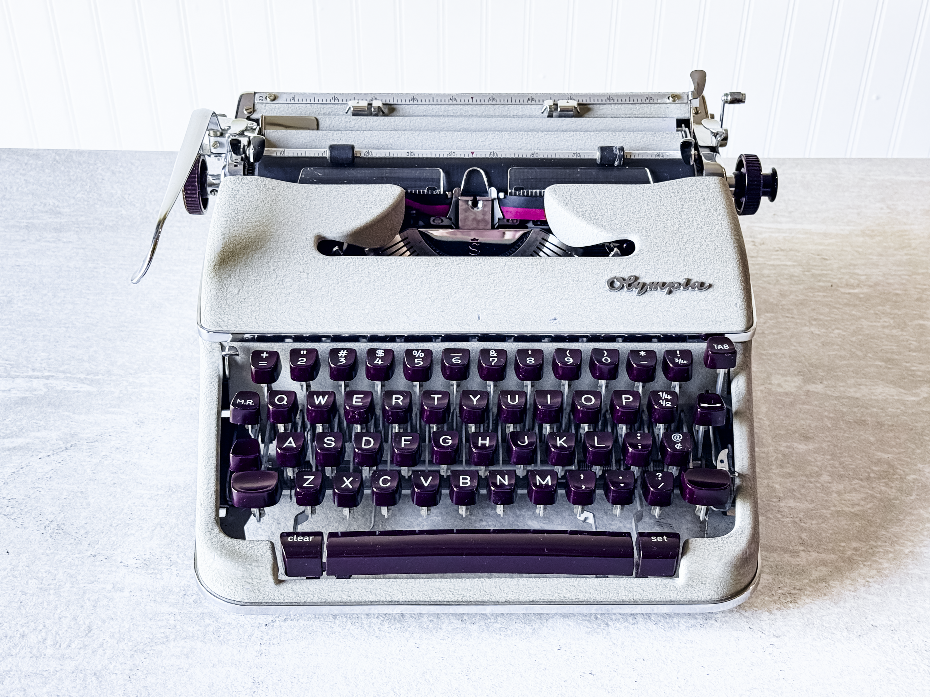 1960 Olympia SM4, Gray