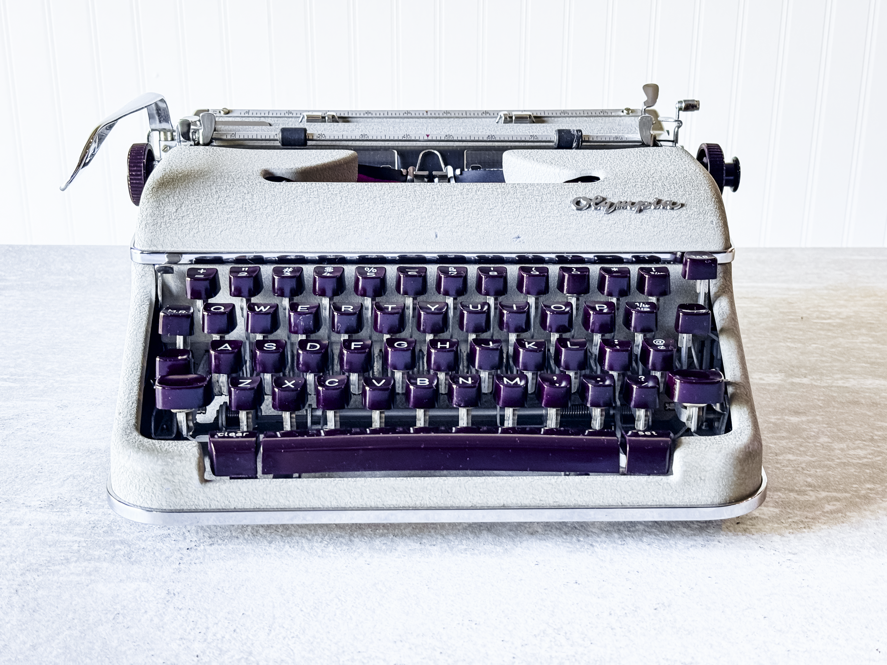 1960 Olympia SM4, Gray