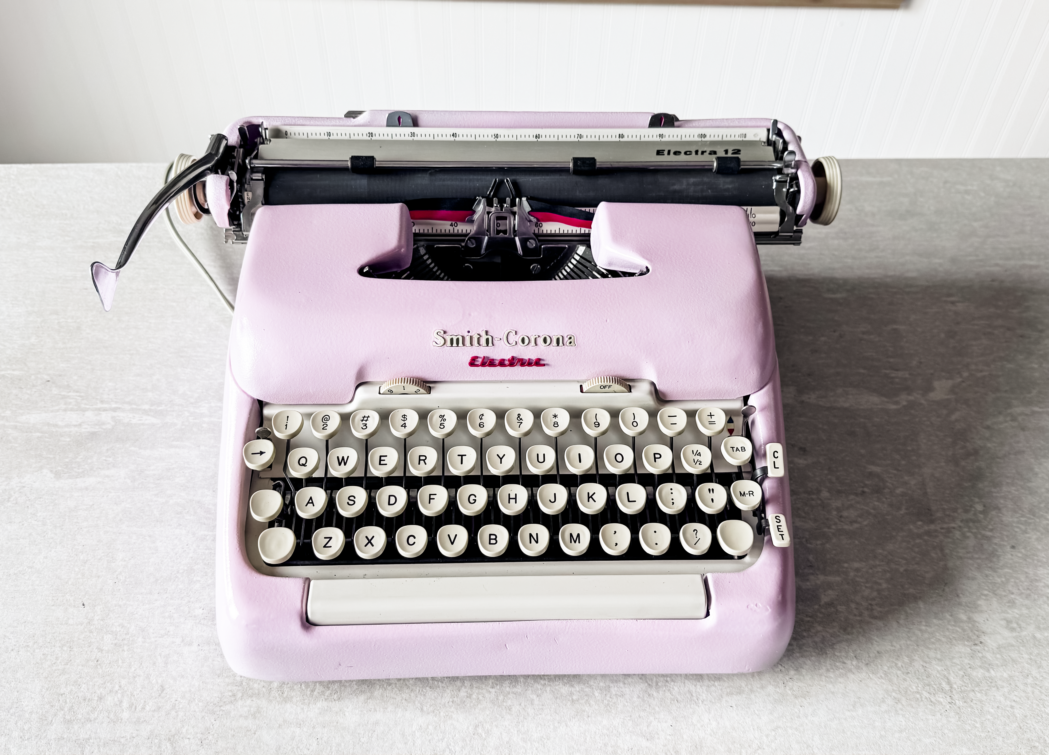 1960 Smith Corona Electra 12, Pink