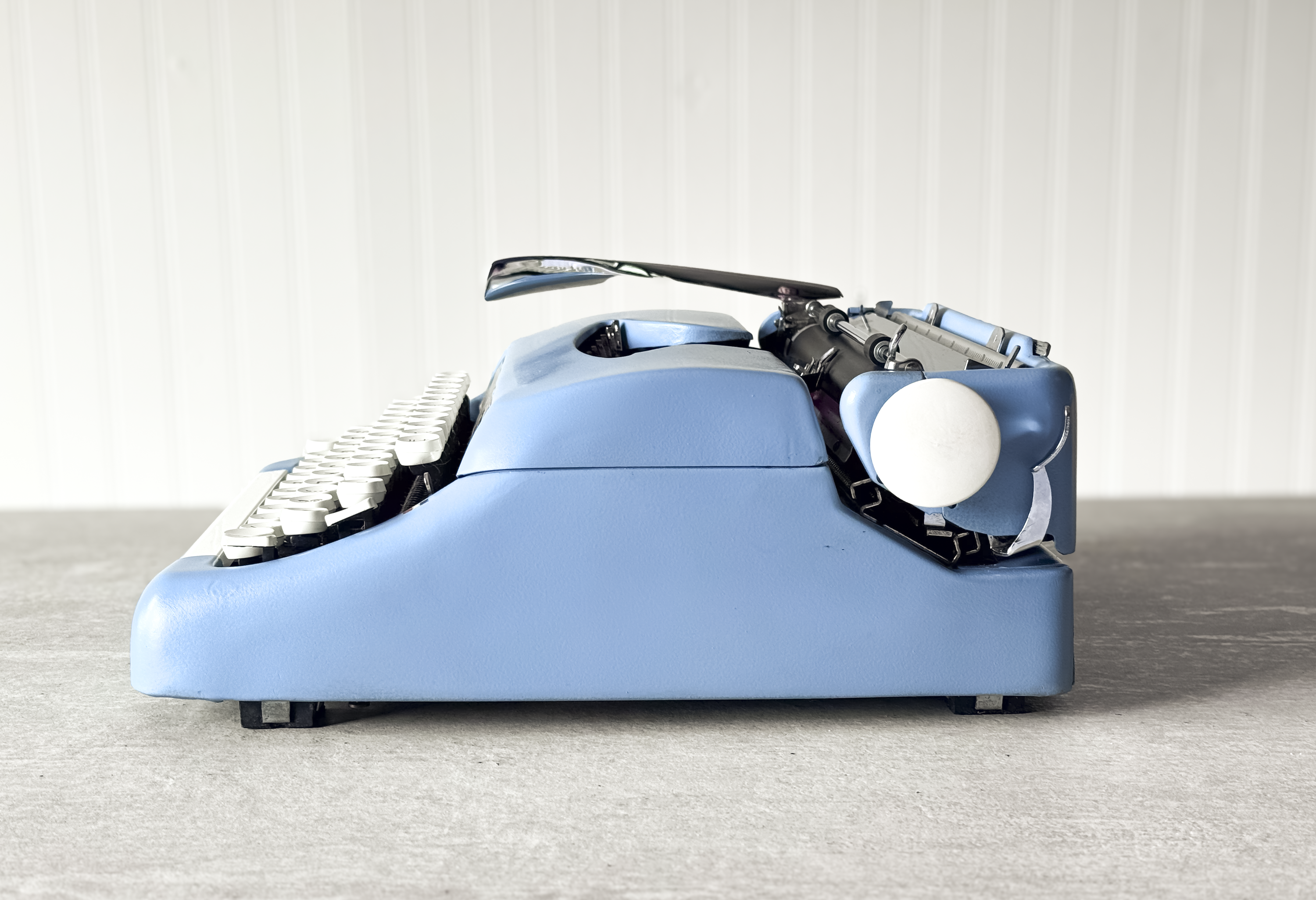 1966 Smith Corona Sterling 5AX (repainted)