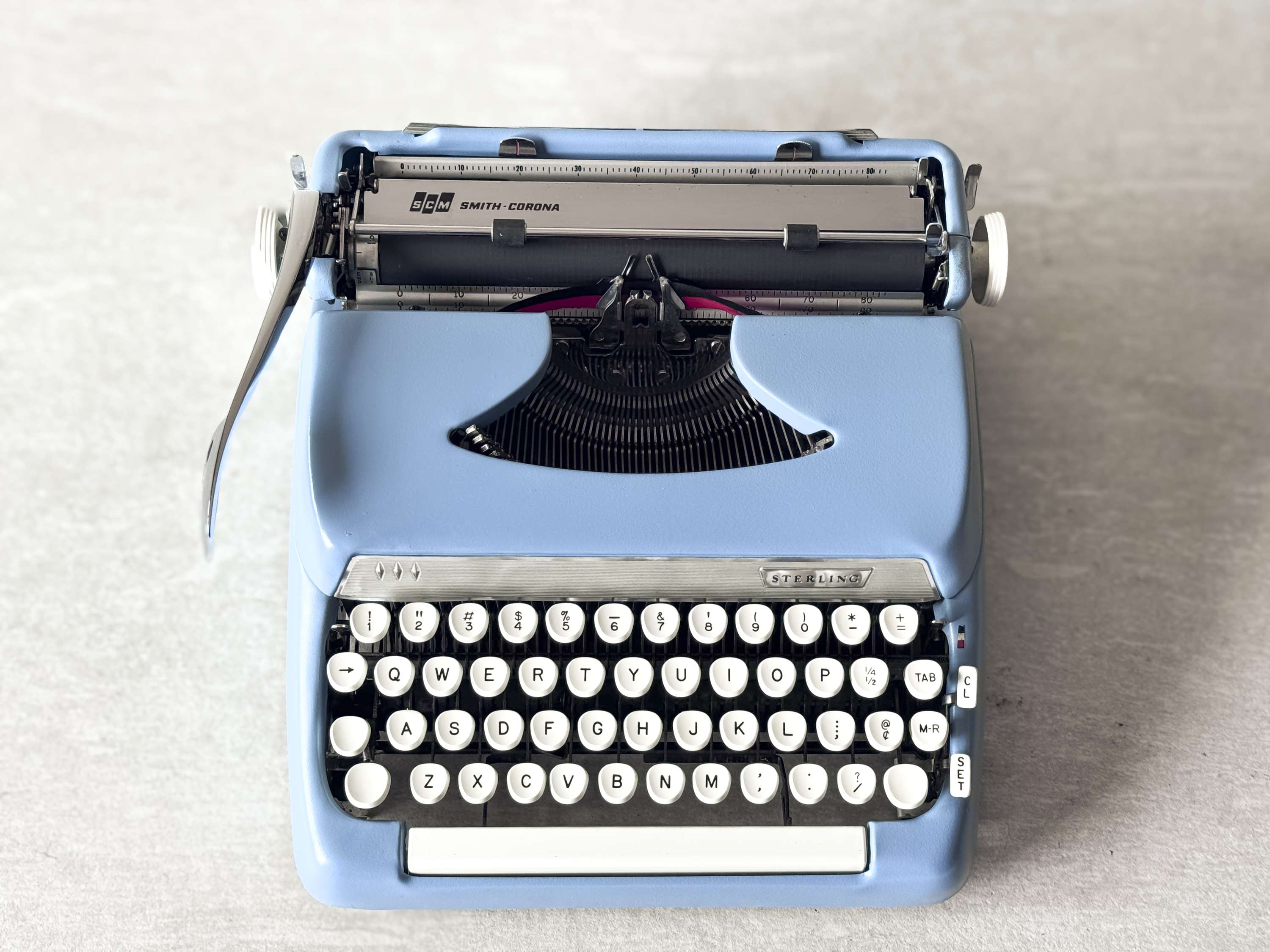 1966 Smith Corona Sterling 5AX (repainted)