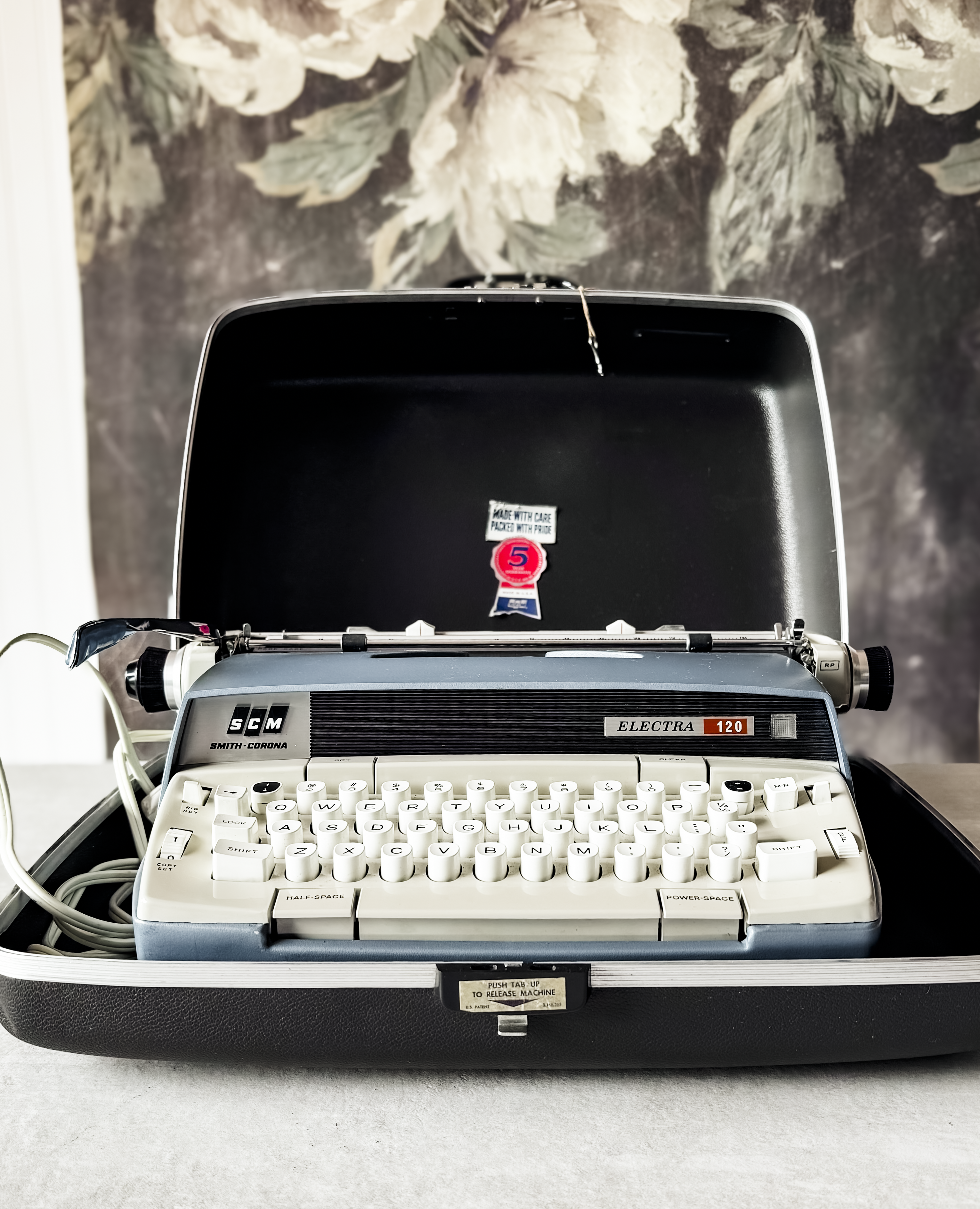 1970s Smith Corona Electra 120