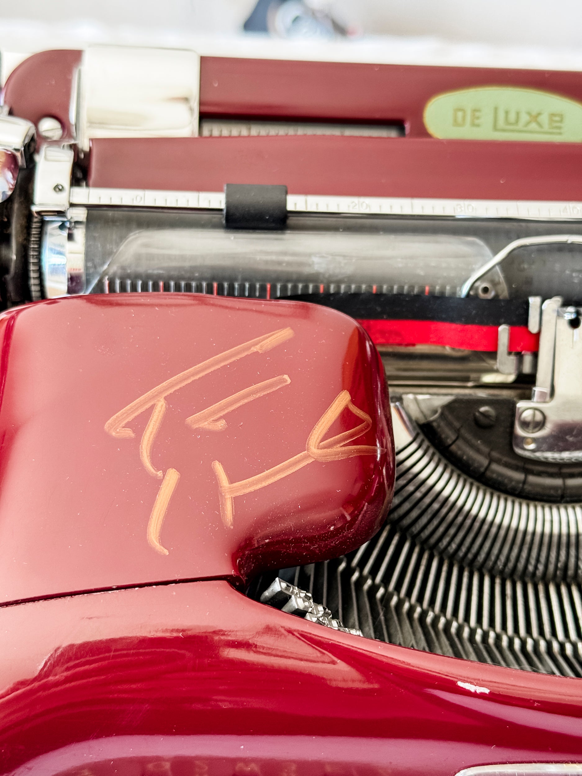 SIGNED Tom Hanks 1957 Voss Deluxe